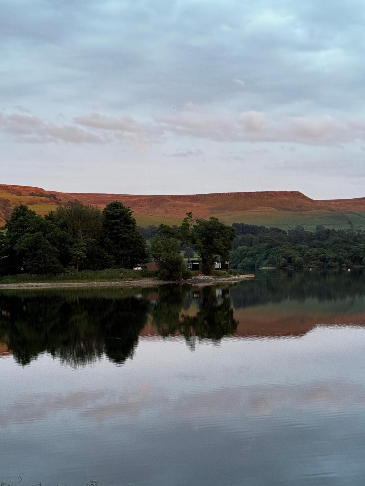 Vila Lyndale Taxal Exteriér fotografie
